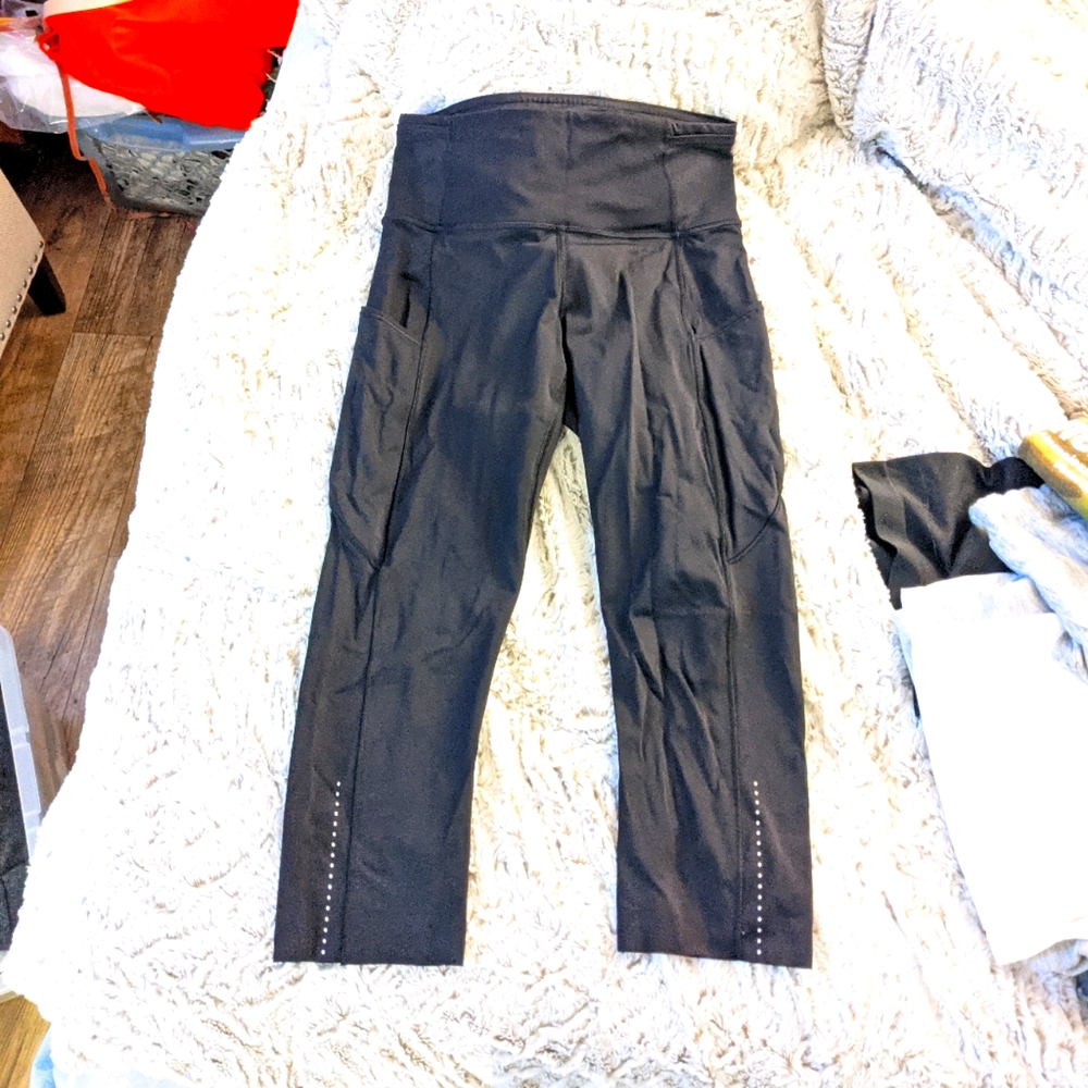 Lululemon cropped leggings w/pockets